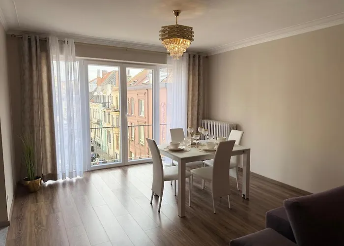 Recently Renovated Apartament Ostenda