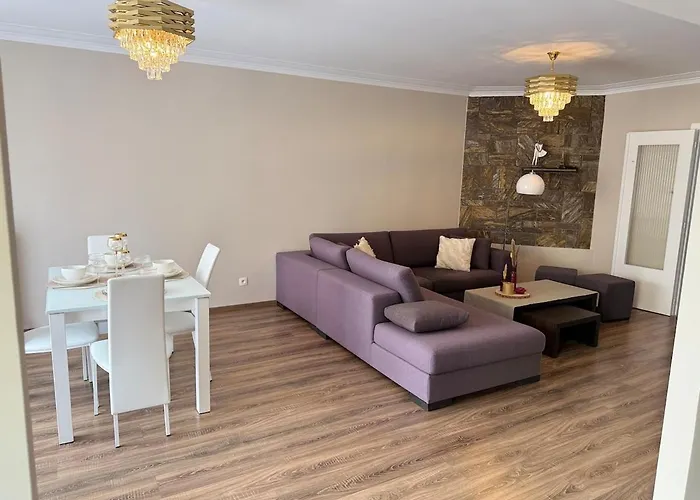 Recently Renovated Apartament