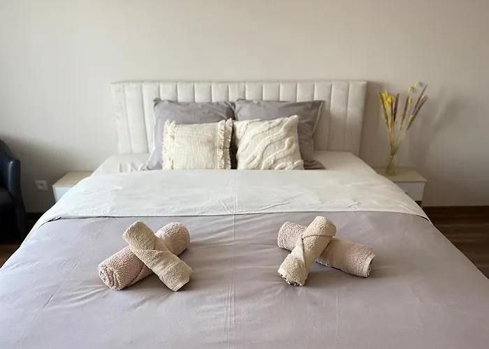 Recently Renovated Apartament